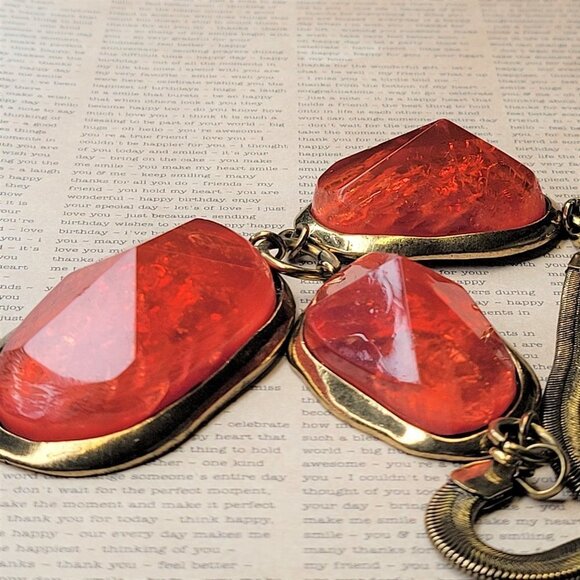 Red Cabochon Stone Necklace - Picture 3 of 11
